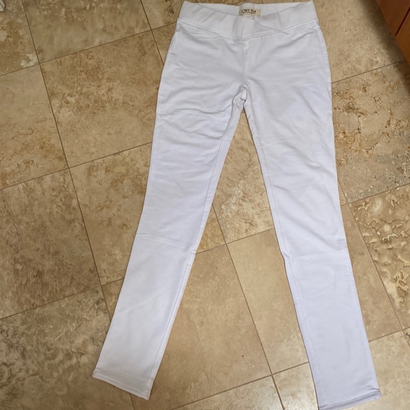 C”est Toi White workout pants. Medium. NWOT - Picture 6 of 9